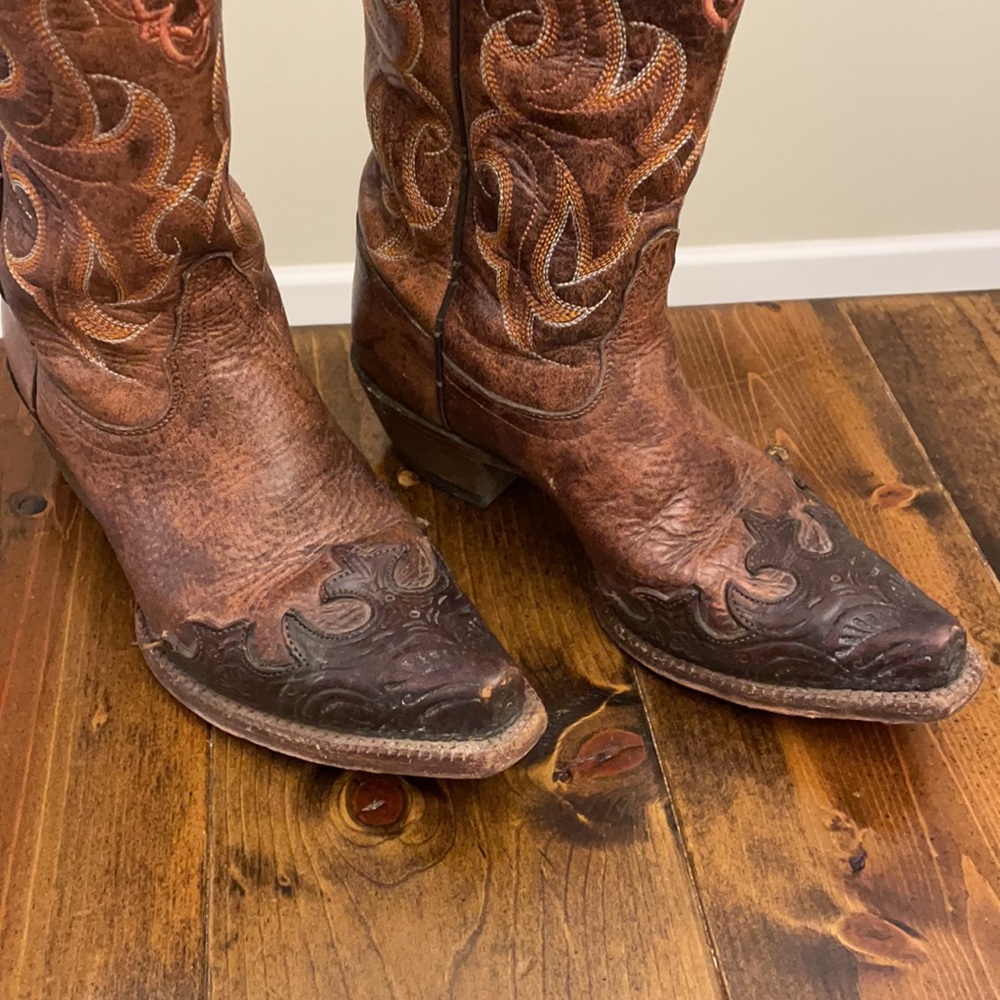 Tony Lama Boots - Picture 2 of 3